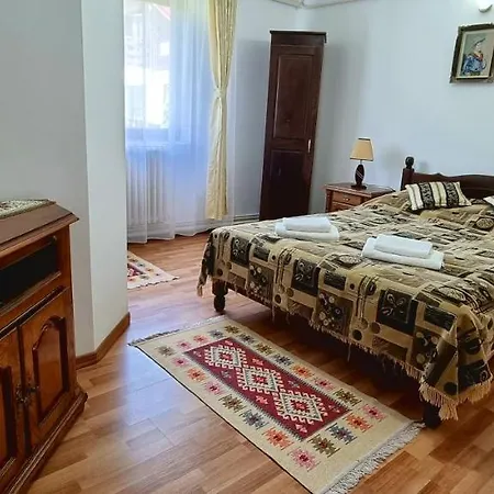 Pensiunea Miraj Alloggio per agriturismo Polovragi